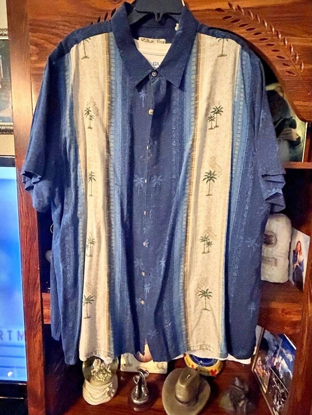 Batik Bay Button Down Shirt in Blue & Cream Size XXL